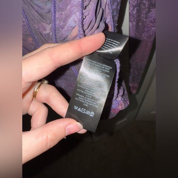 NWT Pilcro Collared Mesh Buttondown Shirt Dark Purple Floral Leaves Size XS - Picture 5 of 8